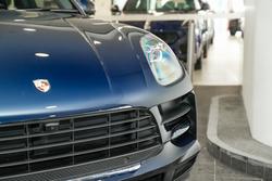 2019 Porsche
Macan