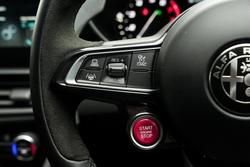 2022 Alfa Romeo Giulia Quadrifoglio