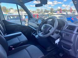 2024 Renault Master Pro 110kW