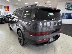 2025 Hyundai
Santa Fe Hybrid Calligraphy