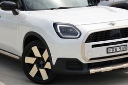 2024 MINI COUNTRYMAN S ALL4 FAVOURED (MHEV)