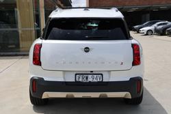 2024 MINI COUNTRYMAN S ALL4 FAVOURED (MHEV)