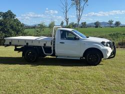 2022 NISSAN NAVARA SL