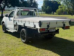 2022 NISSAN NAVARA SL