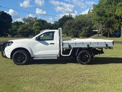 2022 NISSAN NAVARA SL