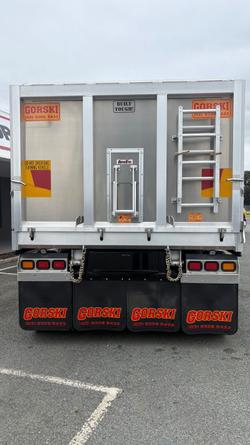 2024 TRAILER GORSKI GORSKI 4 AXLE ALUMINIUM DOG TRAILER G SILVER