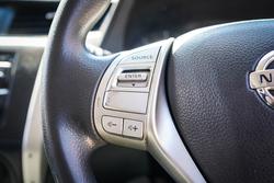 2017 NISSAN NAVARA RX (4x2)