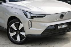 2025 Volvo EX90 Plus Twin Motor