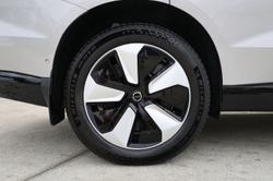 2025 Volvo EX90 Plus Twin Motor