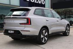2025 Volvo EX90 Plus Twin Motor