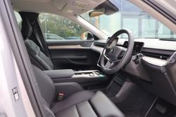 2025 Volvo EX90 Plus Twin Motor