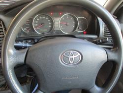 2003 Toyota Landcruiser Standard HZJ105R White