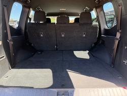 2024 Toyota LANDCRUISER GXL White