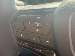 2025 Isuzu D-MAX BLADE