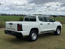 2026 NISSAN NAVARA SL