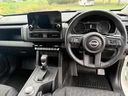 2026 NISSAN NAVARA SL