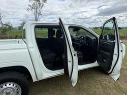 2026 NISSAN NAVARA SL