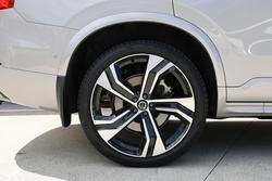 2023 Volvo XC90 Recharge Ultimate T8 Plug-In Hybrid