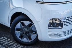 2025 Hyundai STARIA