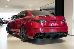 2025 Alfa Romeo Giulia Quadrifoglio Estrema