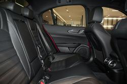 2025 Alfa Romeo Giulia Quadrifoglio Estrema