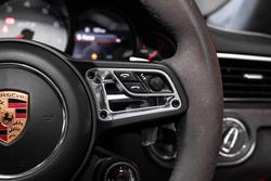 2017 Porsche 911 Carrera GTS