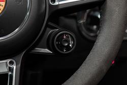 2017 Porsche 911 Carrera GTS