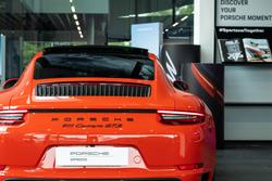 2017 Porsche 911 Carrera GTS