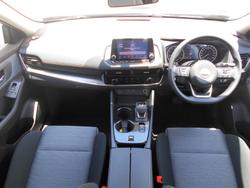 2025 Nissan X-TRAIL ST