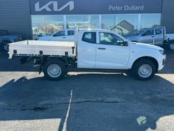 2025 Isuzu
D-MAX SX