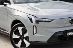 2024 Volvo EX90 Plus Twin Motor