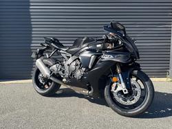 Yamaha YZF-R1
