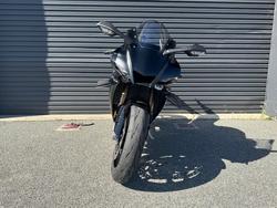 2025 Yamaha YZF-R1 Black