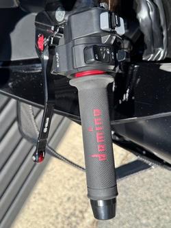 2025 Yamaha YZF-R1 Black