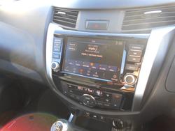 2025 Nissan Navara ST-X