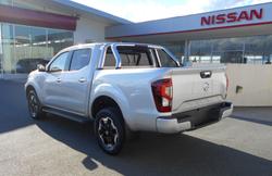 2025 Nissan Navara ST-X