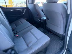 2025 Toyota Prado VX White