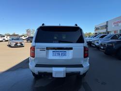 2025 Toyota Prado VX White
