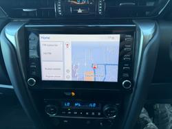 2025 Toyota Prado VX White
