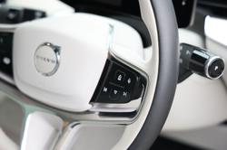 2025 Volvo EX90 Ultra Twin Motor Performance