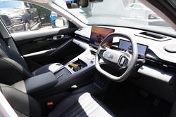 2026 Geely Starray Em-i