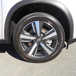 2025 Nissan
X-TRAIL Ti e-POWER