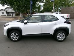 2023 Toyota Yaris Cross Hybrid GX