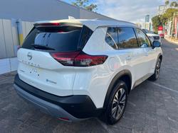 2025 Nissan
X-TRAIL ST-L e-POWER