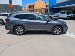 2025 Subaru Outback AWD Touring XT