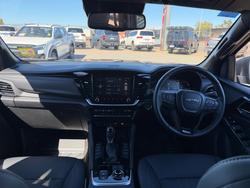 2025 Isuzu MU-X