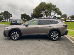 2024 Subaru
Outback AWD Touring