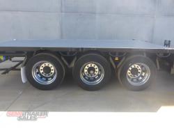2009 Vawdrey 22 Pallet Double Dropdeck Road Train Lead