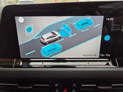 2022 VOLKSWAGEN GOLF MY23 R-LINE BLACK