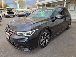 2022 VOLKSWAGEN GOLF MY23 R-LINE BLACK